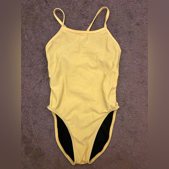Jolyn light yellow Jackson one piece Swimsuit size 28 - Picture 1 of 4